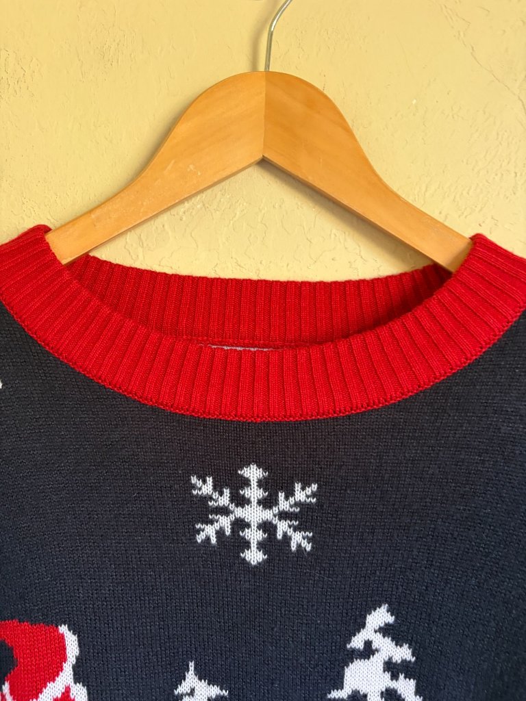 Tipsy Elves Ugly Christmas Santa Peeing In Snow Sweater Large — image 4 of 7